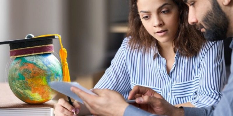 TOP REASONS TO HIRE AN OVERSEAS EDUCATION CONSULTANT